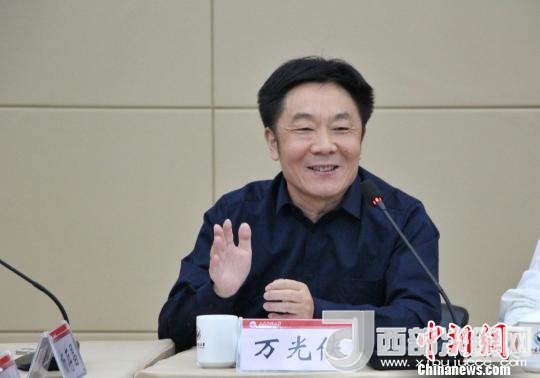 圖為山東師范大學(xué)副校長萬光俠在開幕式上發(fā)言?！≮w曉 攝