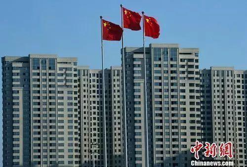 資料圖：一處剛建設(shè)完工的房地產(chǎn)樓盤(pán)。 <a target='_blank'  data-cke-saved- >中新社</a>記者 張斌 攝

