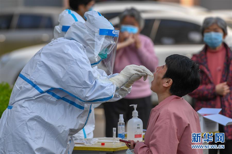 （新華全媒頭條·兩會(huì)精神看落實(shí)·圖文互動(dòng)）（5）整體謀劃、系統(tǒng)升級(jí)、全面提升——落實(shí)全國兩會(huì)精神織牢織密公共衛(wèi)生防護(hù)網(wǎng)