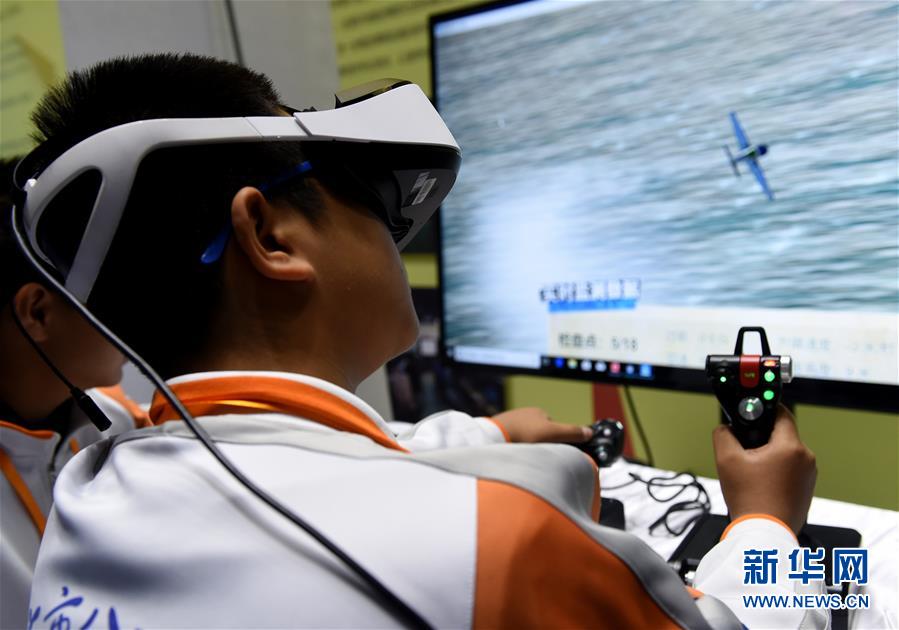 （習(xí)近平的小康故事·圖文互動(dòng)）（5）“文明其精神，野蠻其體魄”——習(xí)近平同少年兒童的故事