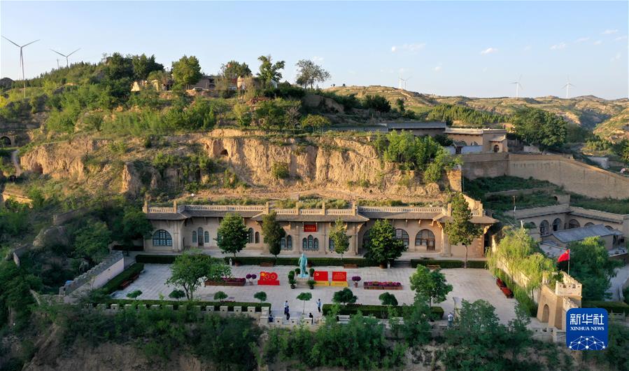 (新華全媒頭條·圖文互動)(1)百年初心成大道 萬里征程作雄行——以習(xí)近平同志為核心的黨中央領(lǐng)導(dǎo)開展黨史學(xué)習(xí)教育紀實