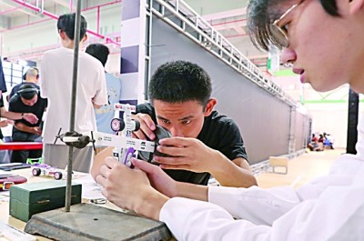 激勵創(chuàng)新，樹立“強國有我”鴻鵠志